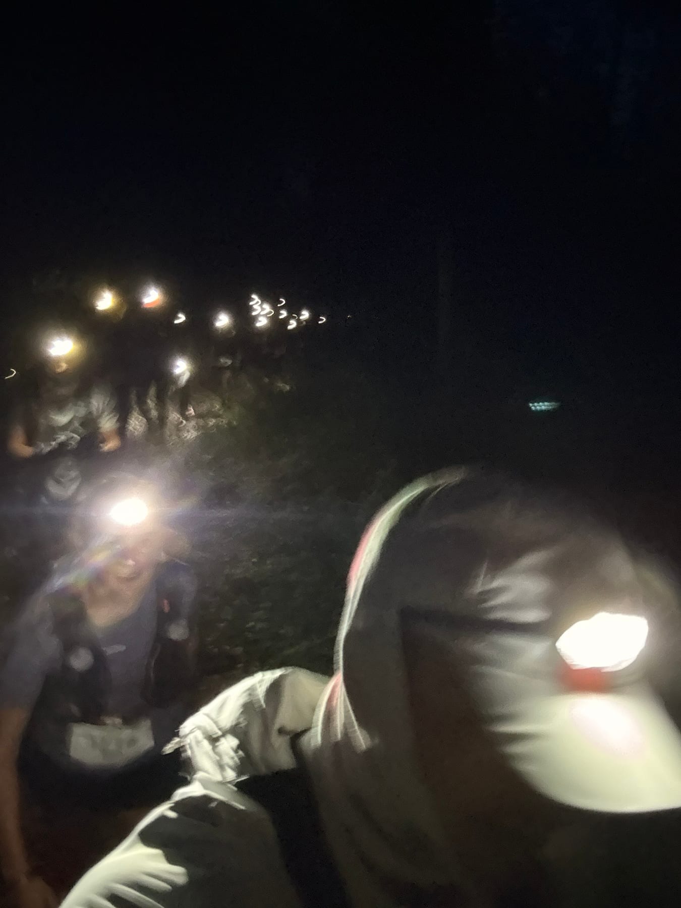 Headlamps in the dark at Canyons 100K